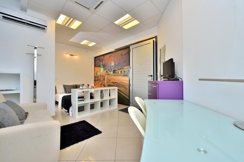 Che Room Ζαντάρ Εξωτερικό φωτογραφία